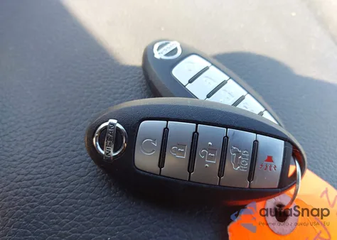 2018 Nissan Rogue Sv z USA, uszkodzony, nr VIN 5N1AT2MV1JC786982